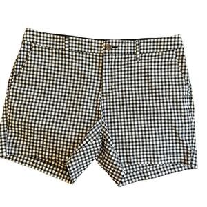 Old Navy Women's Gingham Everyday Short Size‎ 12 Gently Used